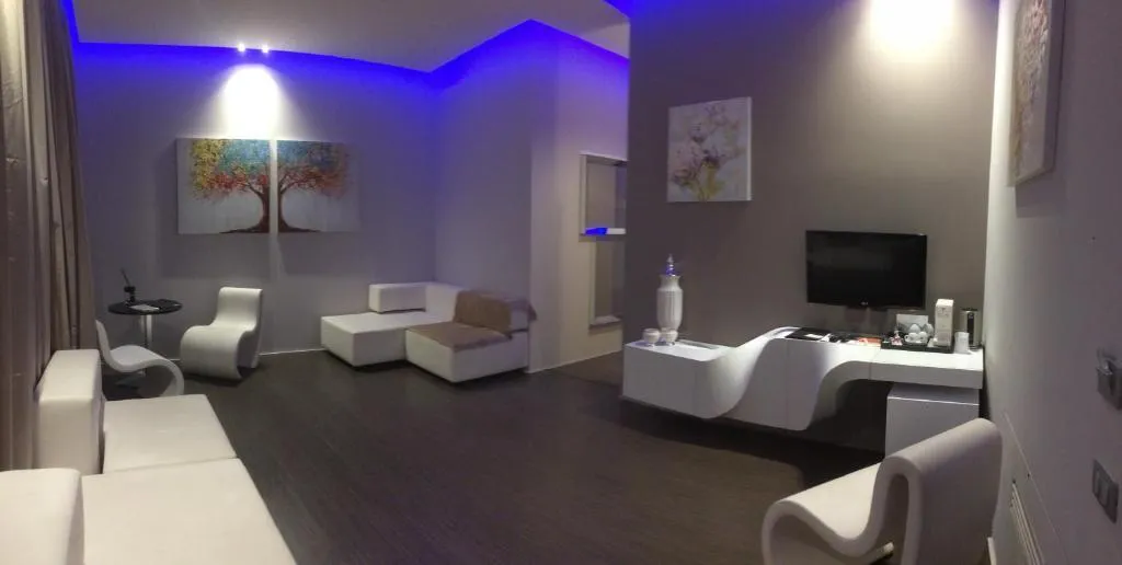 SUITE DELUXE WITH BALCONY Room, Le Camp Suite & SPA, Venice