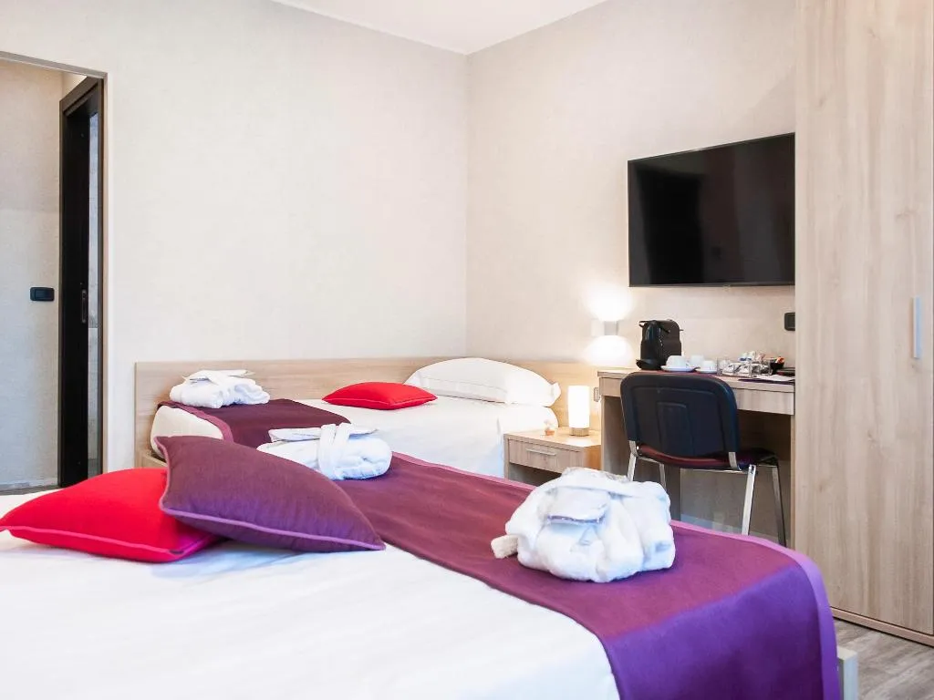 Room, Mercure Palermo Centro, Palermo