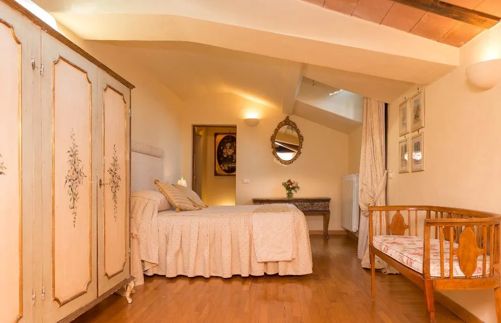 DOUBLE SUPERIOR Room, Borgo Tenuta La Bandita, Florence