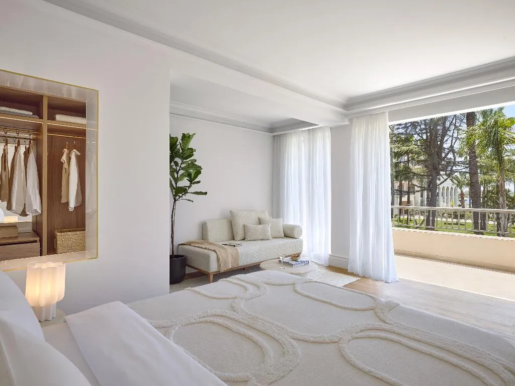 Double or Twin DELUXE SIDE SEA VIEW Room, Grecotel Filoxenia Kalamata, Kalamata