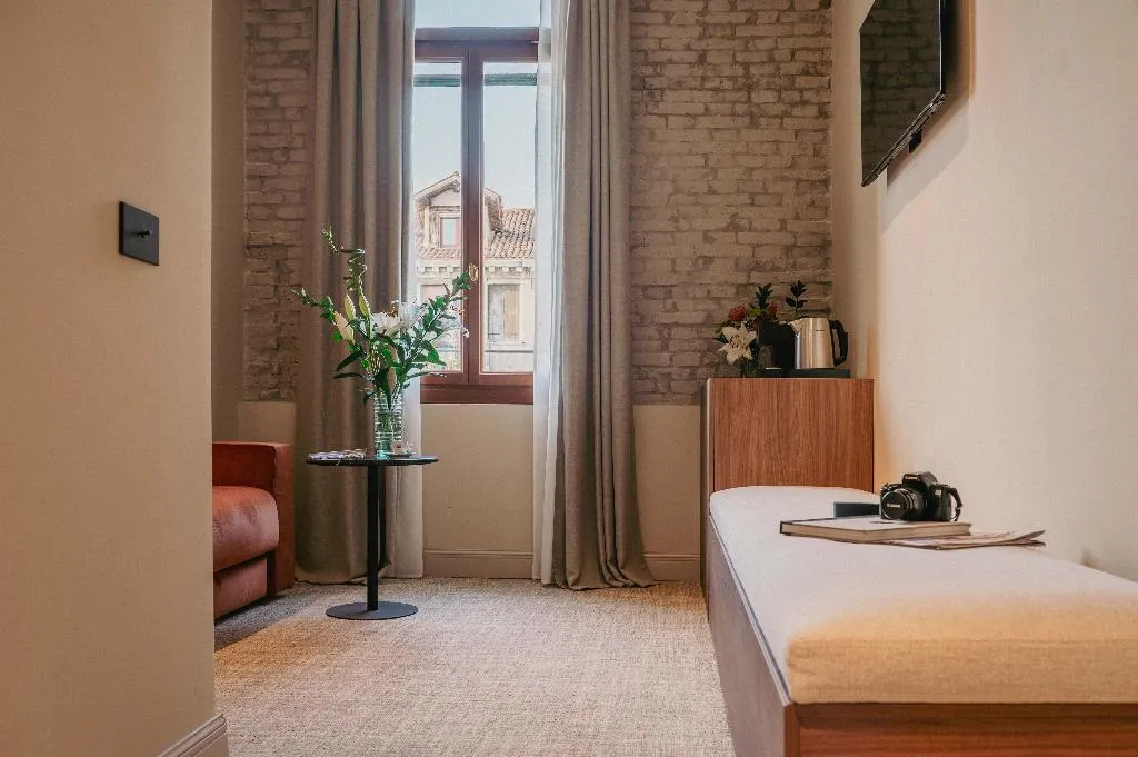 SUITE STANDARD Room, Rimon Place - The Kosher House, Venice