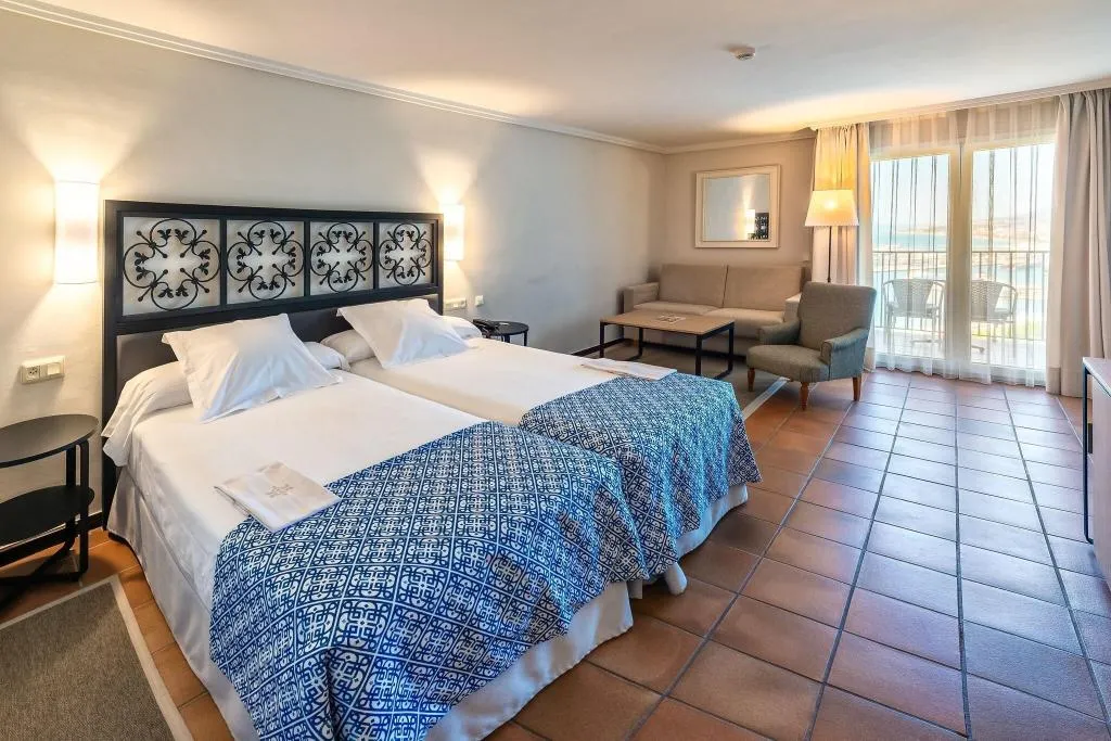 Room, Parador de Malaga. Gibralfaro, Costa Del Sol