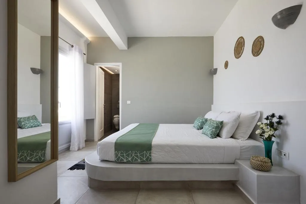 Room, Sunset Faros, Santorini