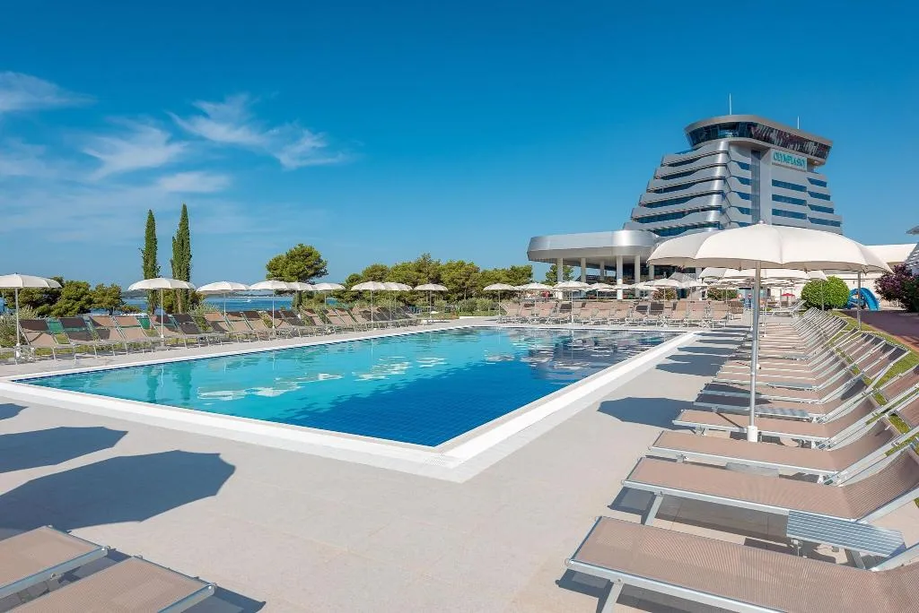 Pool, Olympia Sky, Split