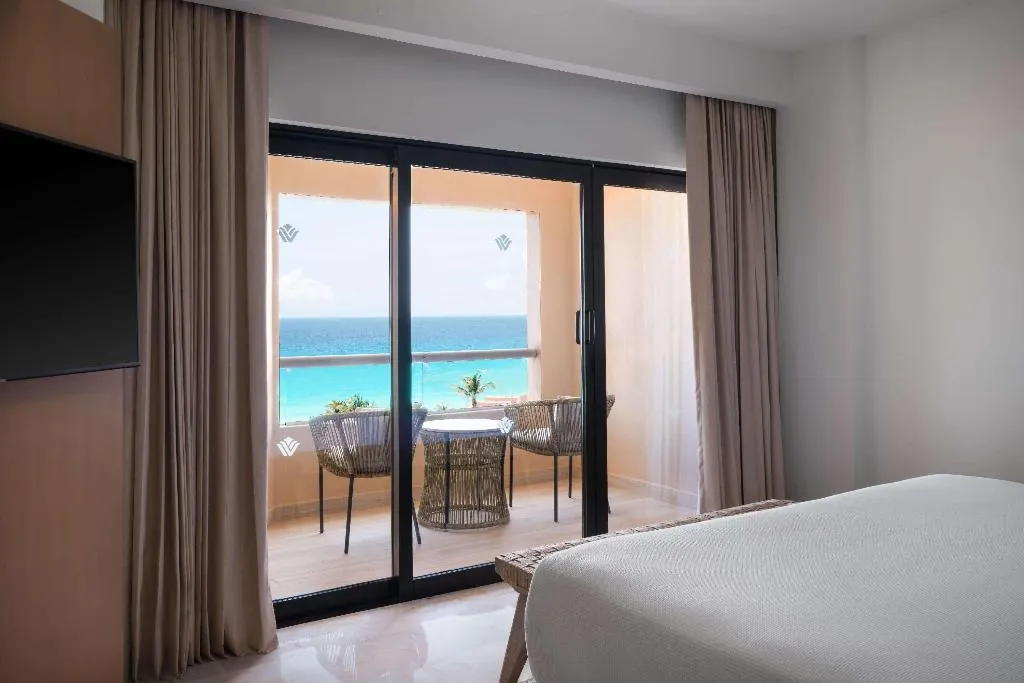 Room, Wyndham Grand Cancun All Inclusive Resort & Villas, Cancun Area