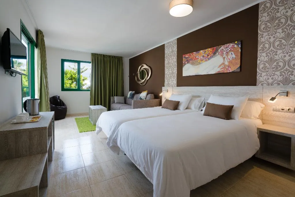 JUNIOR SUITE CAPACITY 3 Room, Galeon Playa, Lanzarote