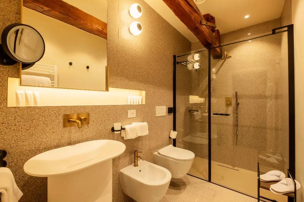 DOUBLE DELUXE Room, Villa Soligo - Small Luxury Hotels of the World, Venice