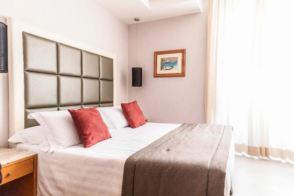 DOUBLE STANDARD Room, Giolli Nazionale, Rome