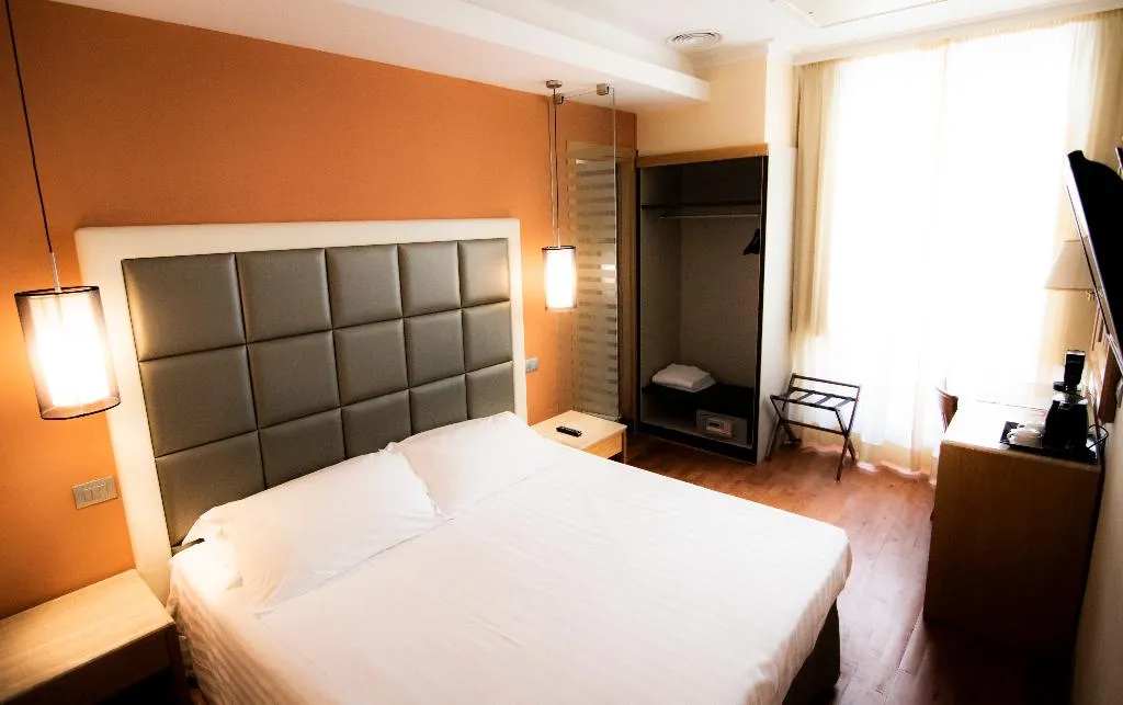 DOUBLE STANDARD Room, Giolli Nazionale, Rome