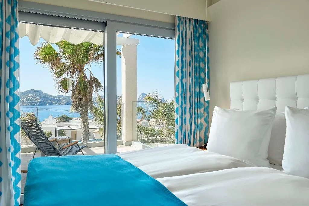 Room, Club Calimera Delfin Playa, Ibiza