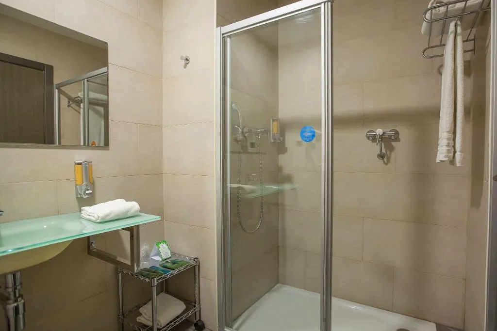 DOUBLE QUEEN SIZE BED Room, Hotel Venture Sant Cugat, Barcelona