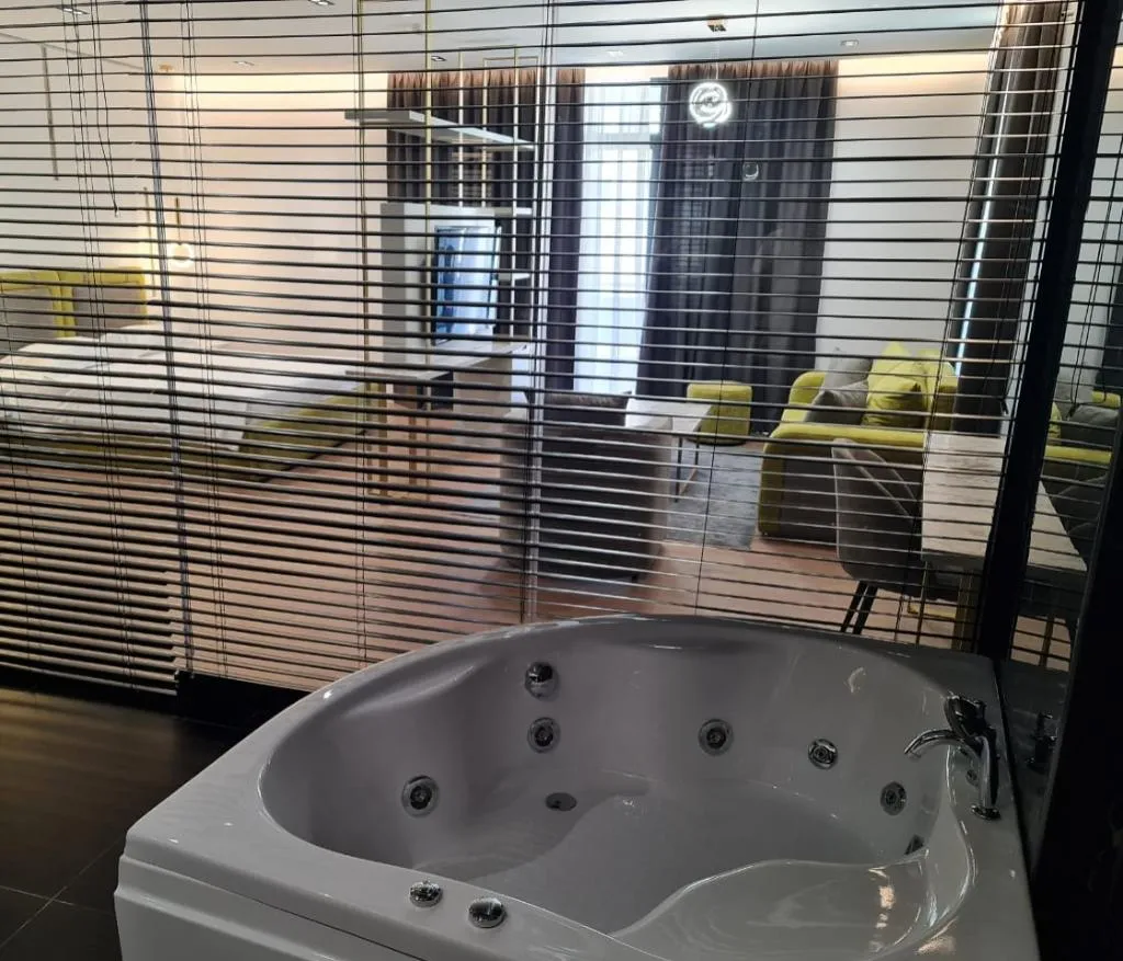 SUITE LUXURY Room, Hotel Regina City, Kavaje