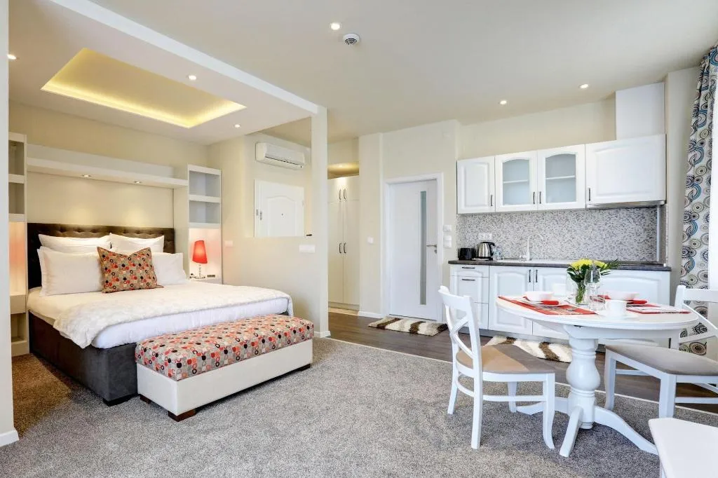 Room, City Boutique Inn, Varna