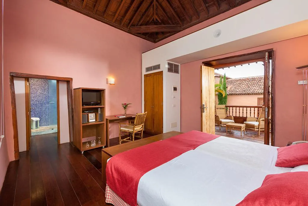 JUNIOR SUITE STANDARD Room, Hotel LIVVO La Quinta Roja, Tenerife