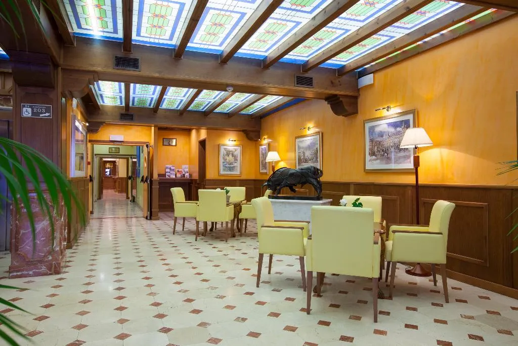 Lobby, Dorma Juan De Austria, Madrid