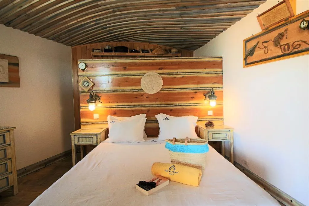 VILLA SEA VIEW TWO BEDROOMS Room, Villa Ana Margarida Beach, Lisbon