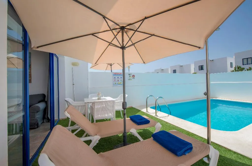 Pool, Villas Puerto Rubicon, Lanzarote