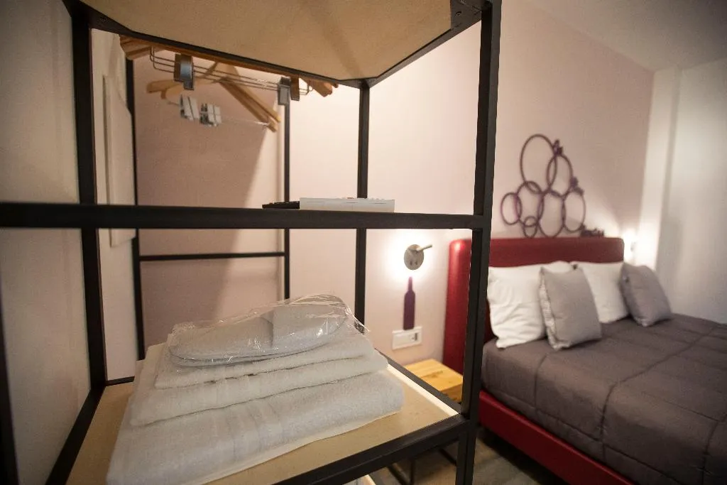 Double or Twin DELUXE Room, Vesuvio Inn Bed & Wine Experience, Naples