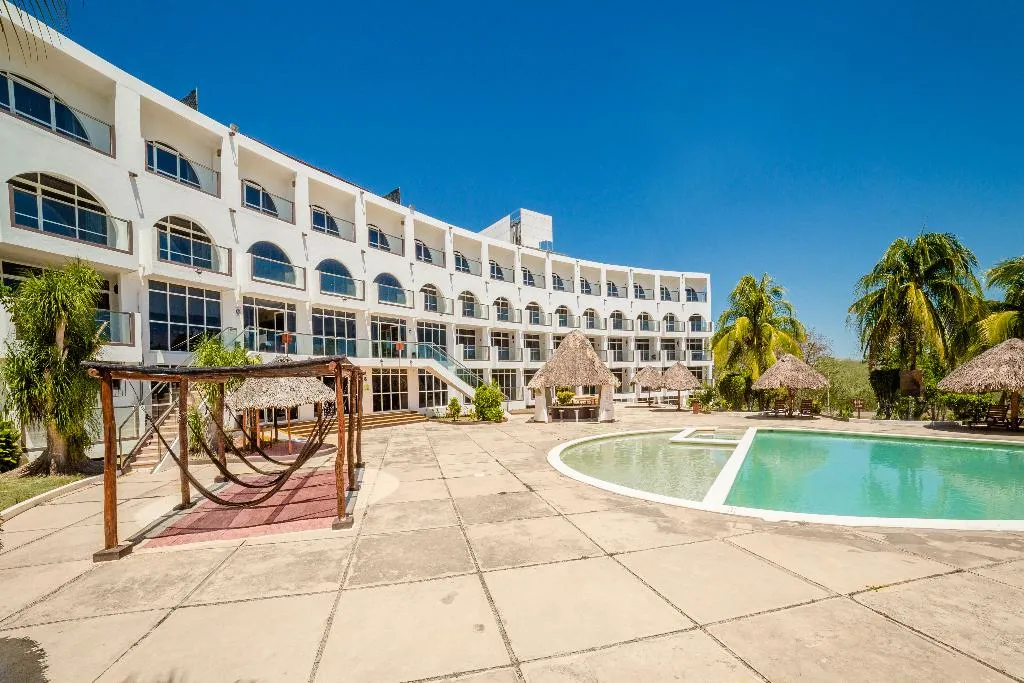 Pool, Uxmal Resort Maya, Cancun Area