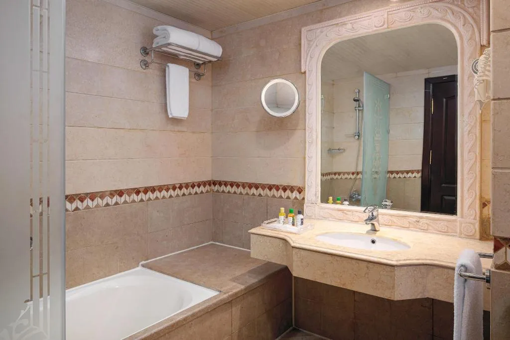 TWIN SUPERIOR SEA VIEW Room, Sentido Palm Royale, Red Sea Riviera