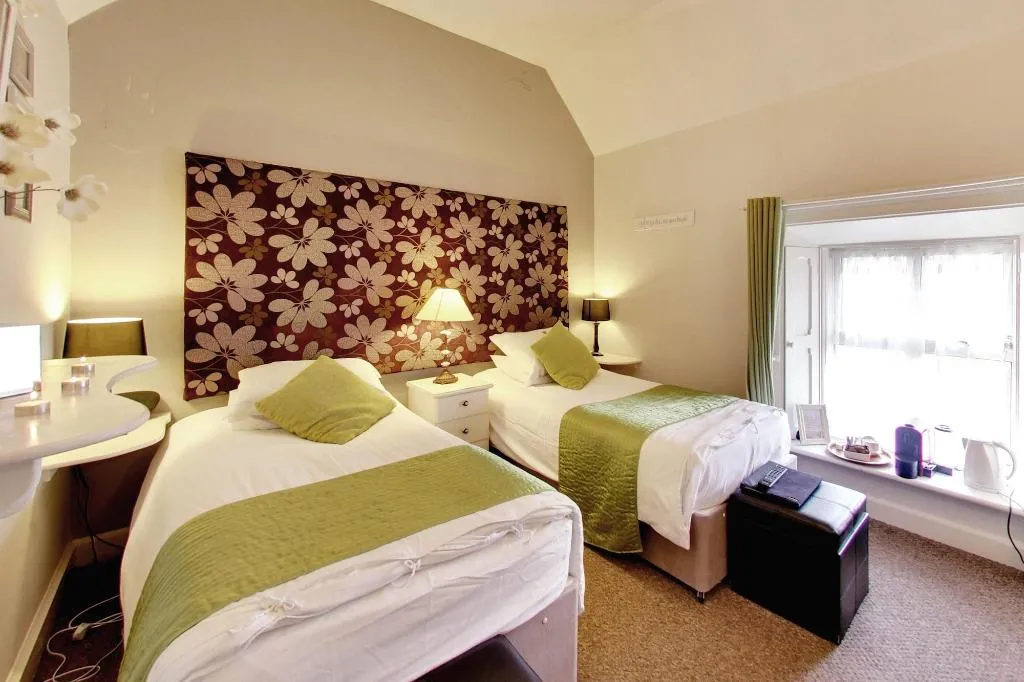 Room, Robin Hill House, Cork