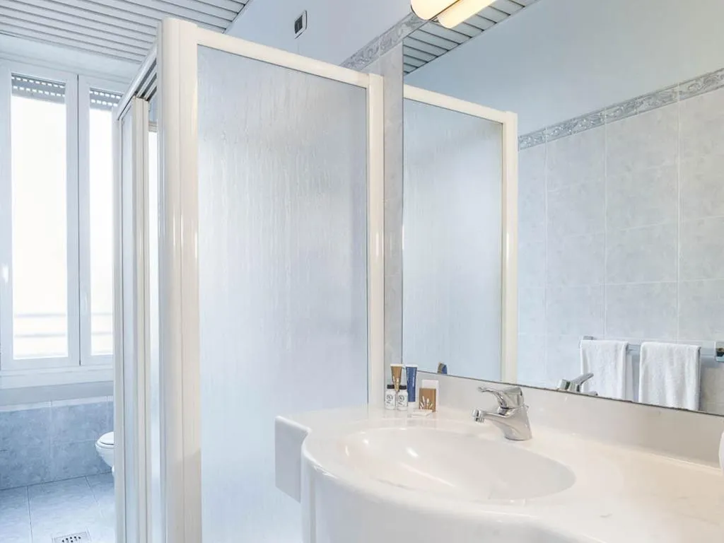 TRIPLE STANDARD Room, iH Hotels Milano Ambasciatori, Milan