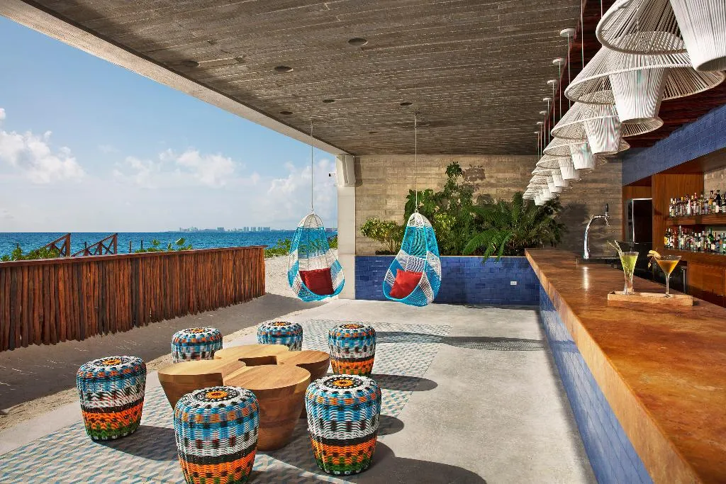 Bar, Dreams Vista Cancun Golf & Spa Resort, Cancun Area