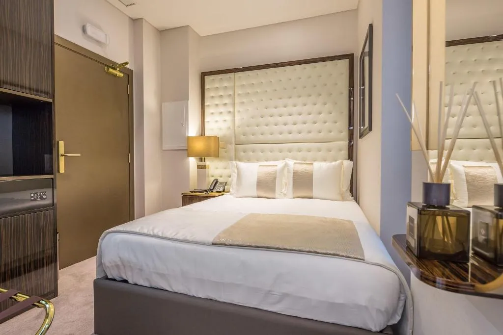 DOUBLE STANDARD Room, Meraprime Gold Design Hotel, Lisbon