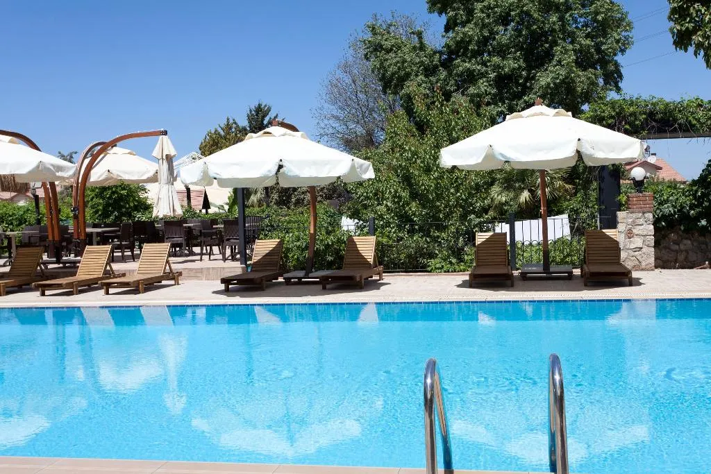 Pool, Green Peace, Dalaman