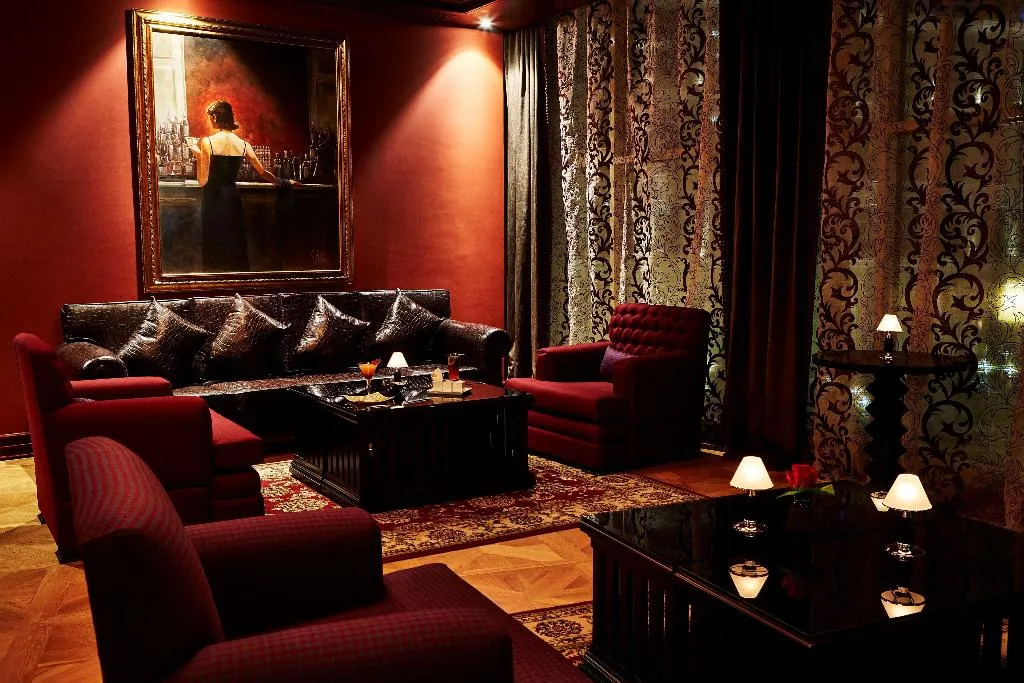 Bar, Kempinski Palace Cairo, Cairo