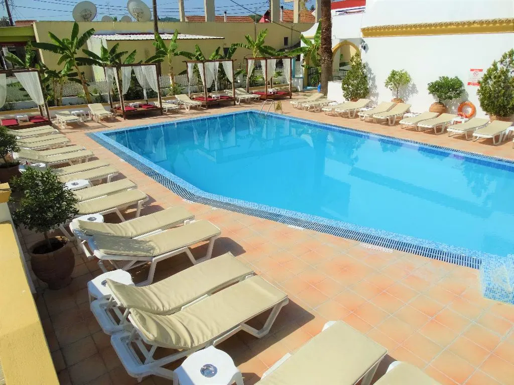 Pool, Oasis Beach Club, Corfu