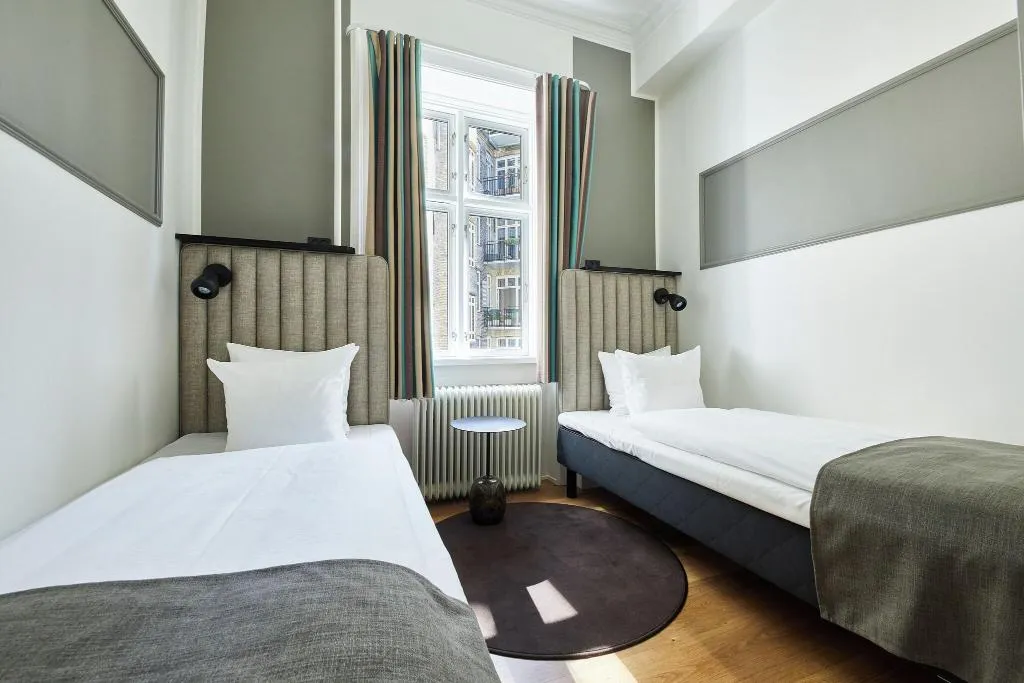 TWIN STANDARD Room, Sct Thomas, Copenhagen
