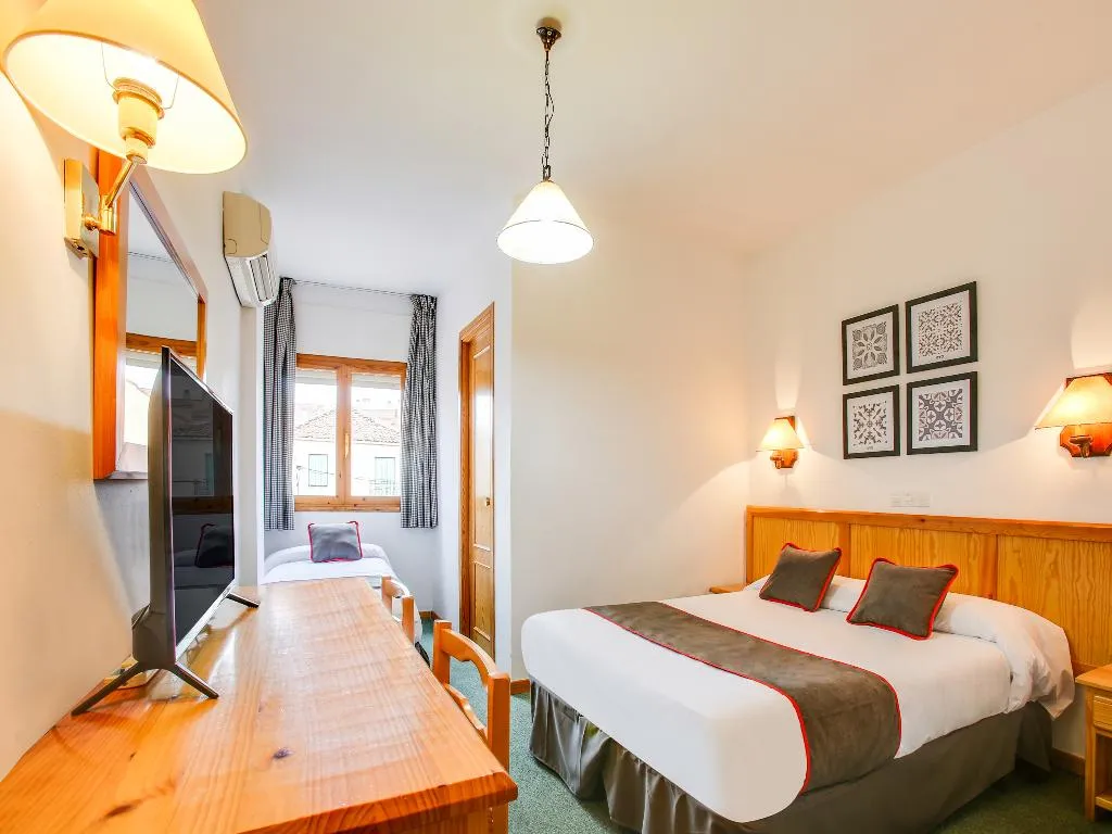 TRIPLE STANDARD Room, Hostal La Posada, Madrid