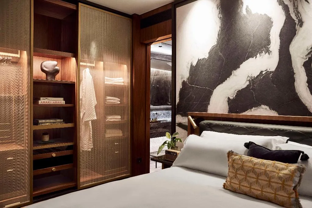 SUITE CITY VIEW KING BED Room, Thompson Madrid, part of Hyatt, Madrid