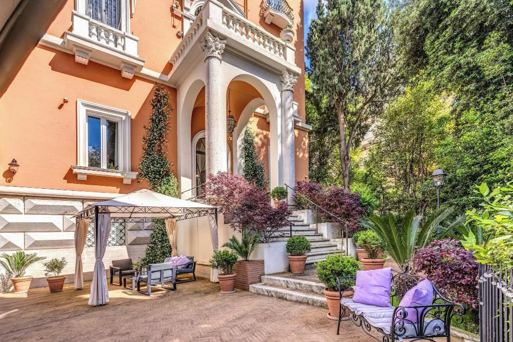General view, Hotel Villa Mangili, Rome