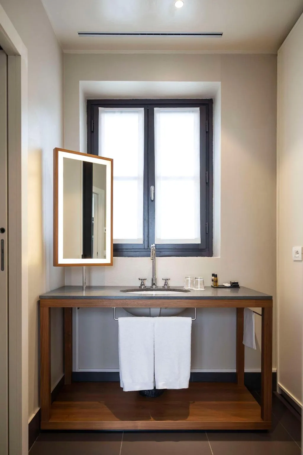 Room, Savona 18 Suites, Milan