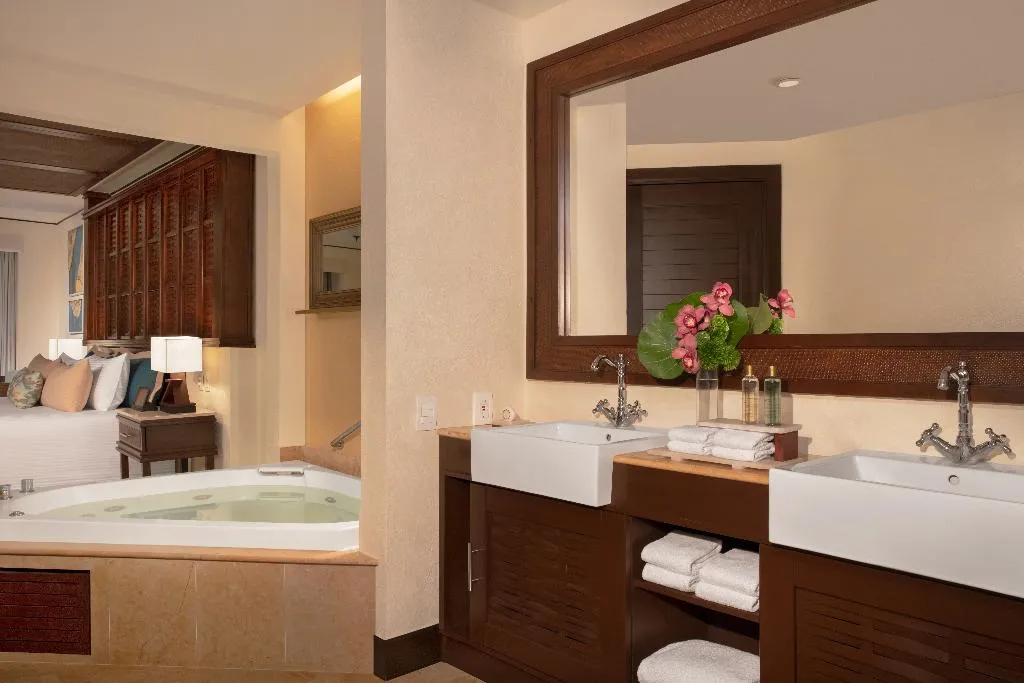 SUITE HONEYMOON Room, Dreams Riviera Cancun Resort and Spa, Cancun Area