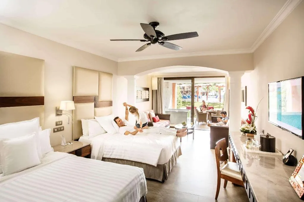 JUNIOR SUITE PREMIUM OCEAN FRONT Room, Barceló Maya Beach, Cancun Area