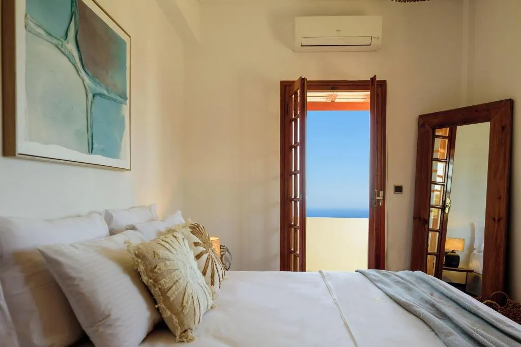 Room, Terra Blanca Suites, Santorini