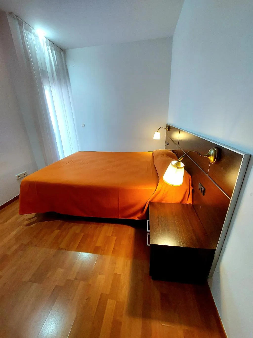 APARTMENT CAPACITY 2 ONE BEDROOM Room, Domocenter Apartamentos TurÃ­sticos, Seville