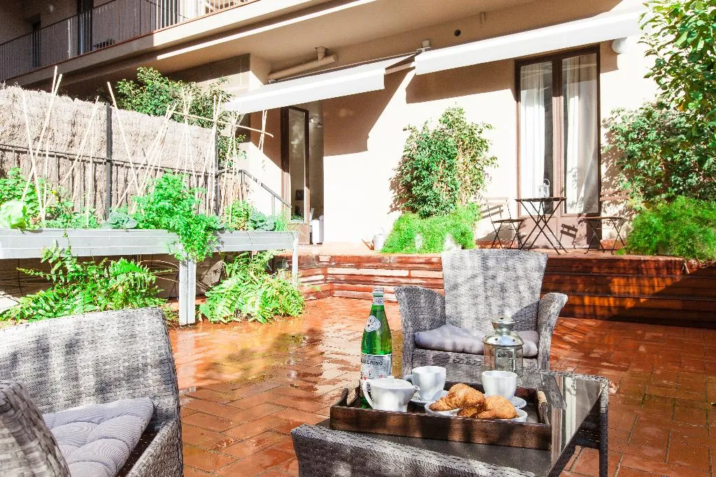 Terrace, Aspasios 42 Rambla Catalunya Suites, Barcelona