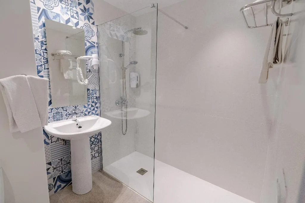 TWIN STANDARD Room, HPC Portocolom, Majorca