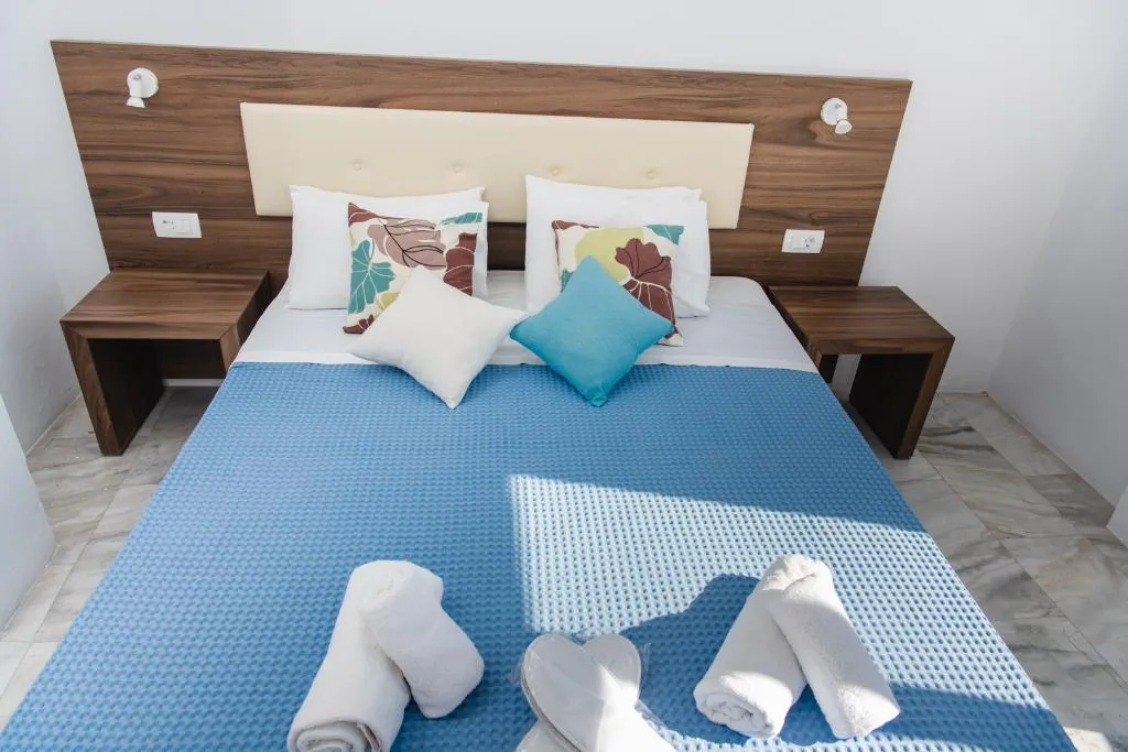 SINGLE STANDARD Room, Hotel Santorini, Santorini