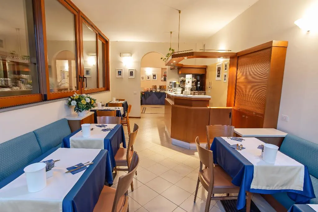 Restaurant, Hotel Bonifacio, Florence