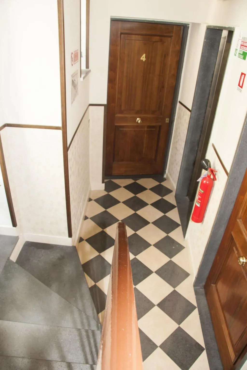 Lobby, Residence Confalone, Naples