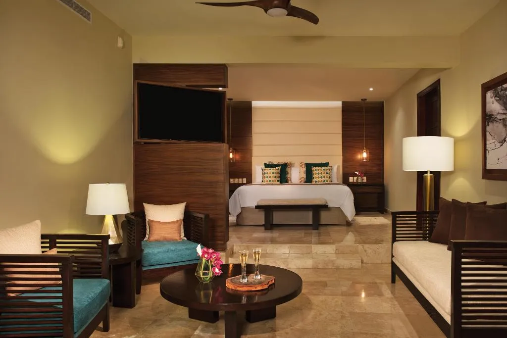 SUITE OCEAN FRONT KING BED Room, Dreams Jade Resort & Spa - All Inclusive, Cancun Area