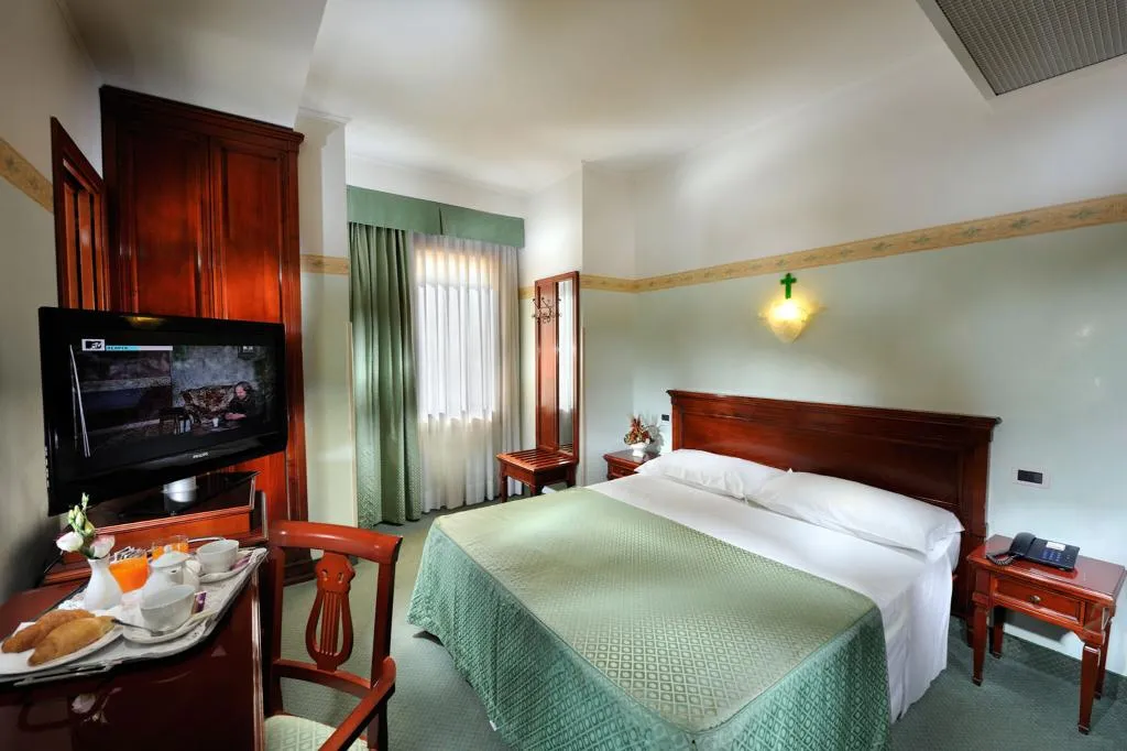 DOUBLE CLASSIC Room, Russo Palace, Venice
