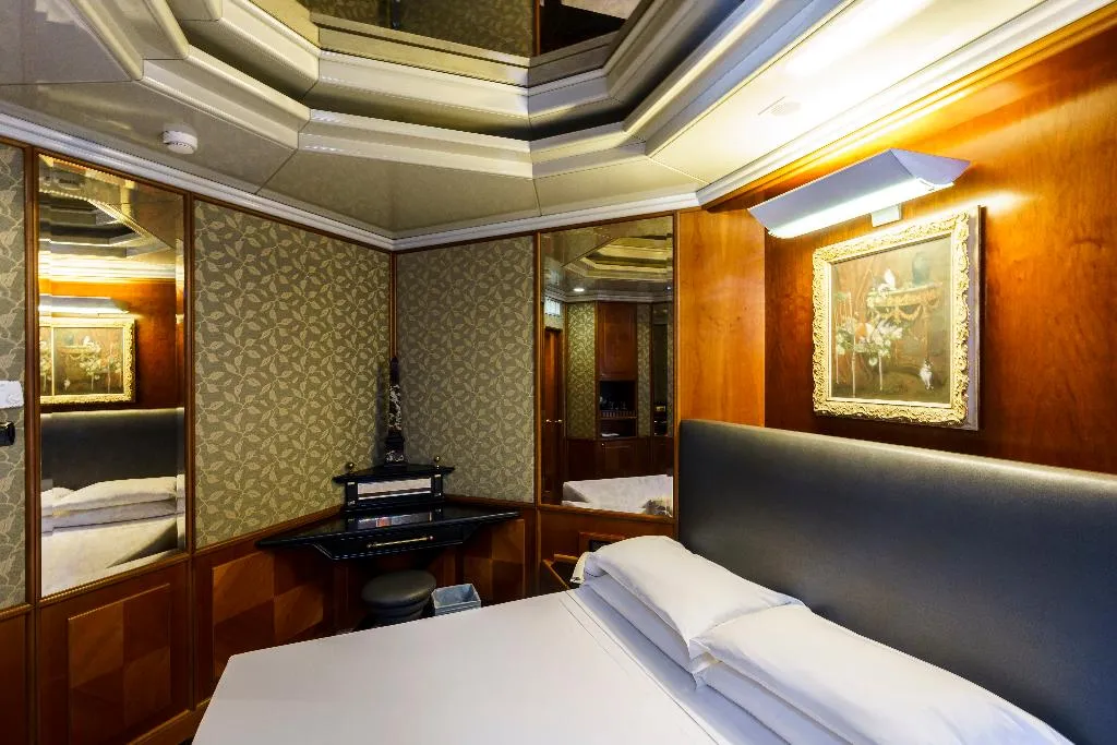 Double or Twin STANDARD Room, Valadier, Rome