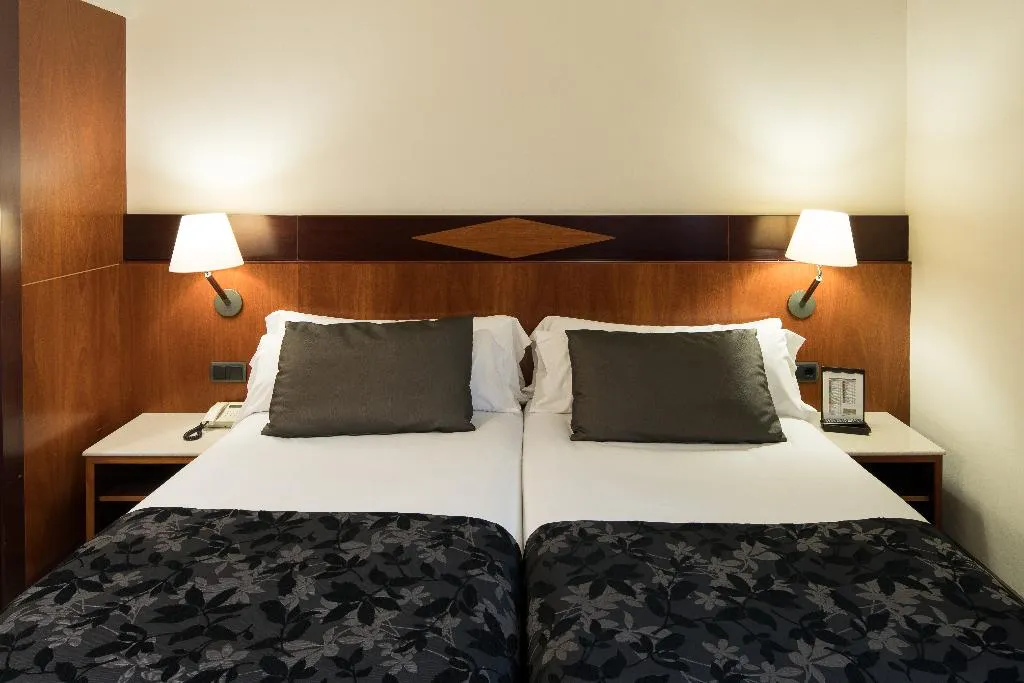 DOUBLE SINGLE USE STANDARD Room, Catalonia Eixample 1864, Barcelona