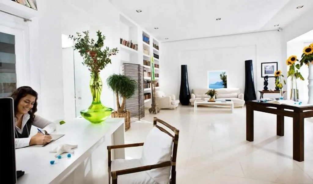 Lobby, Relais Blu, Naples